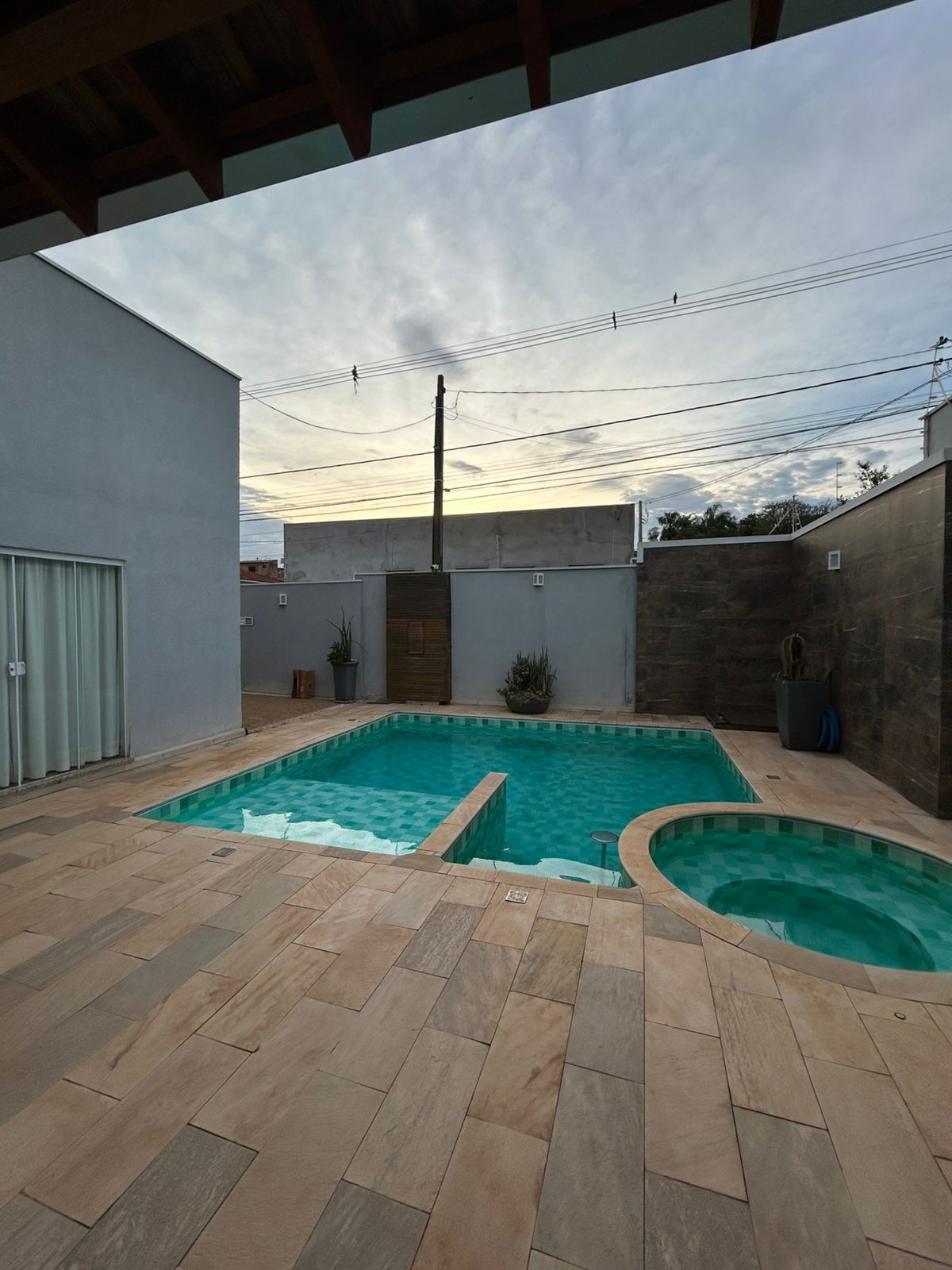 VENDO CASA NO CENTRO