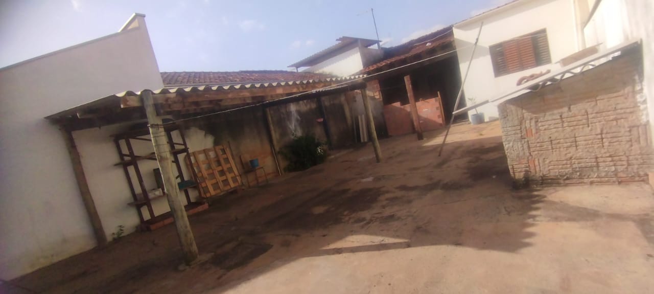 VENDO CASA ARARAQUARA